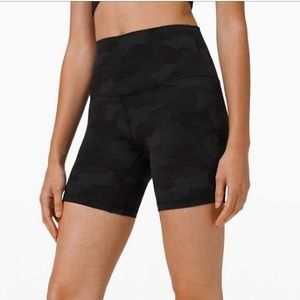 Lululemon align 6” bike short